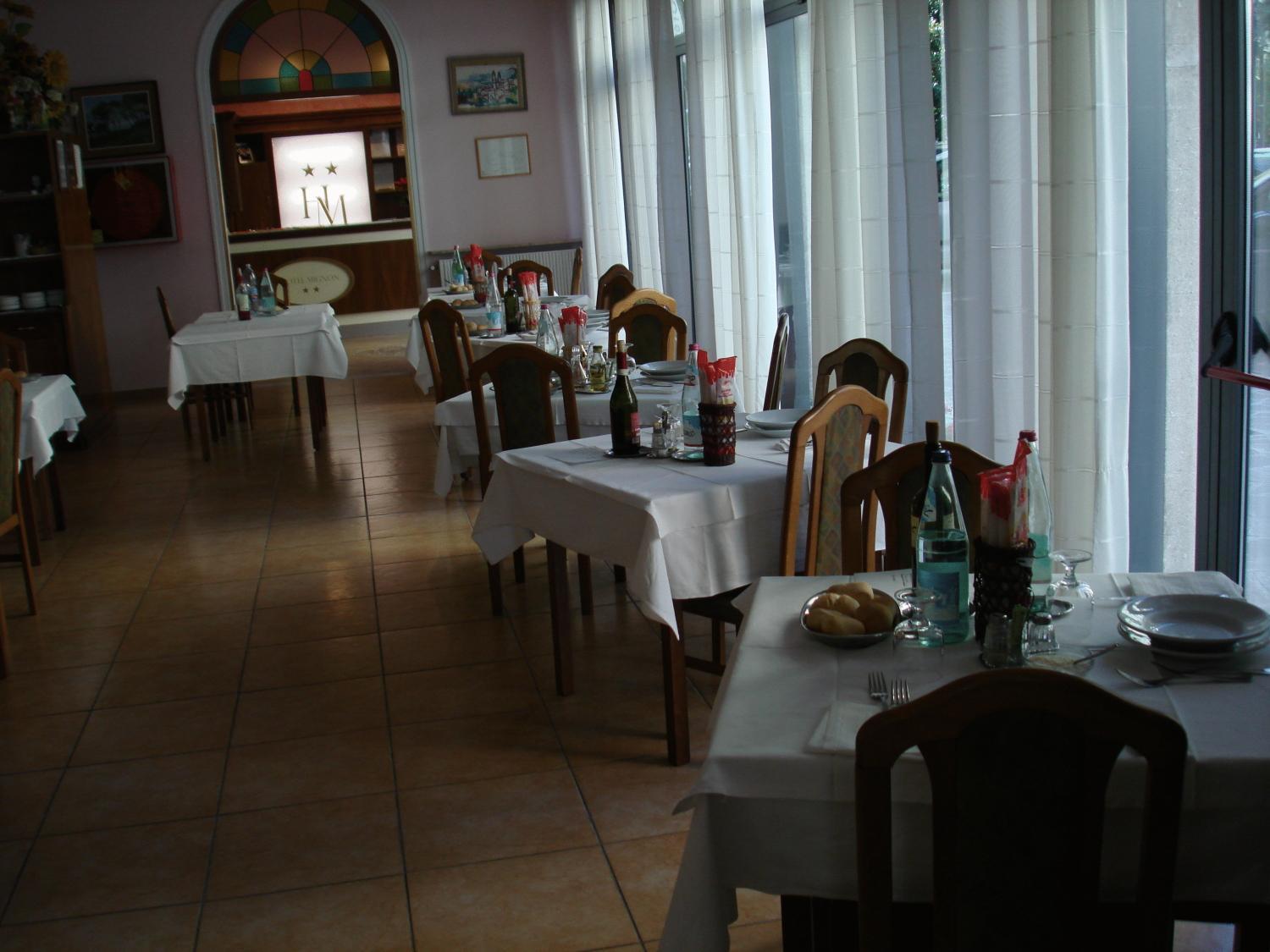 Hotel Mignon Alassio Esterno foto