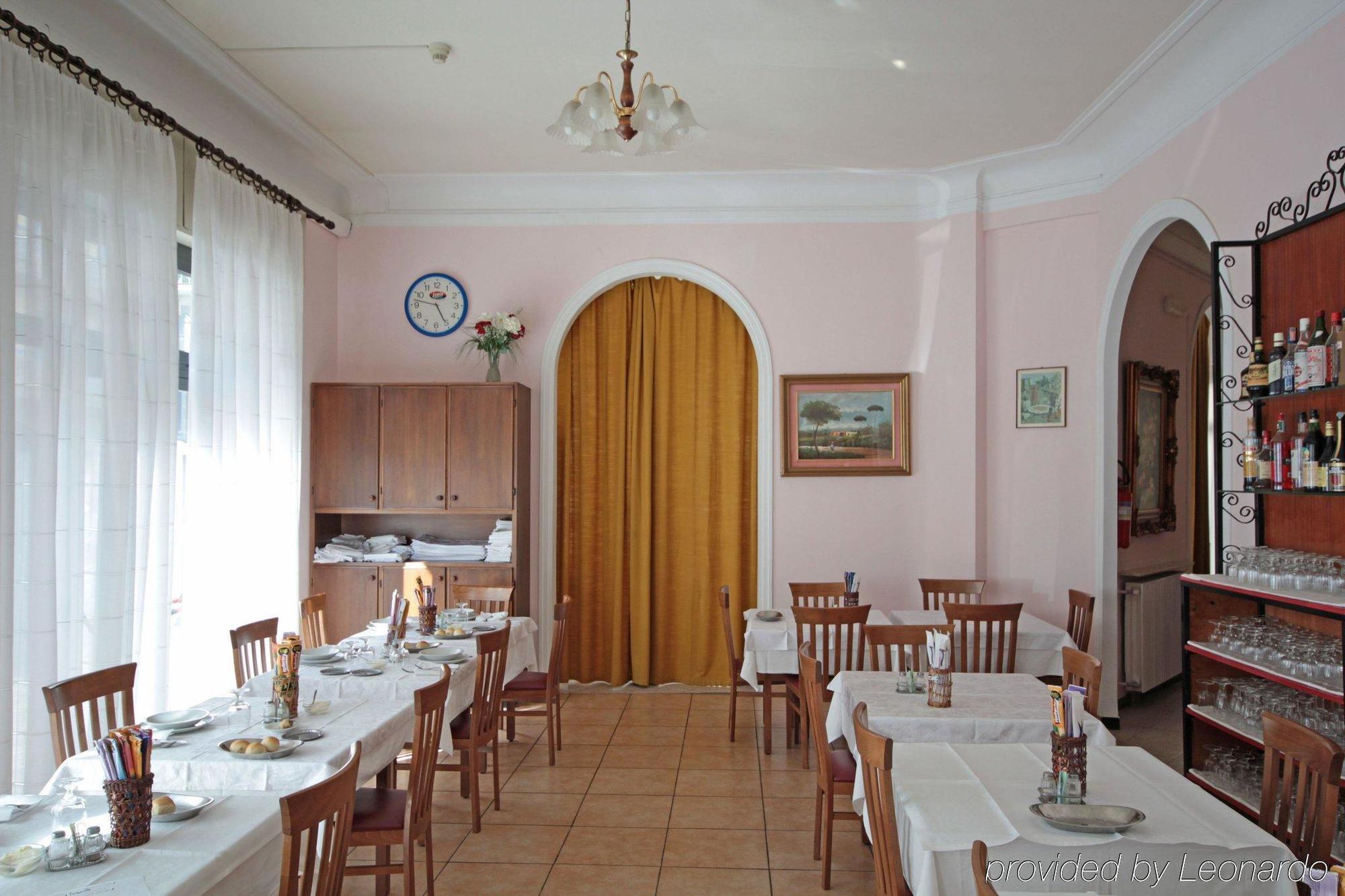 Hotel Mignon Alassio Esterno foto