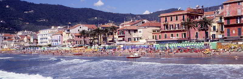 Hotel Mignon Alassio Esterno foto